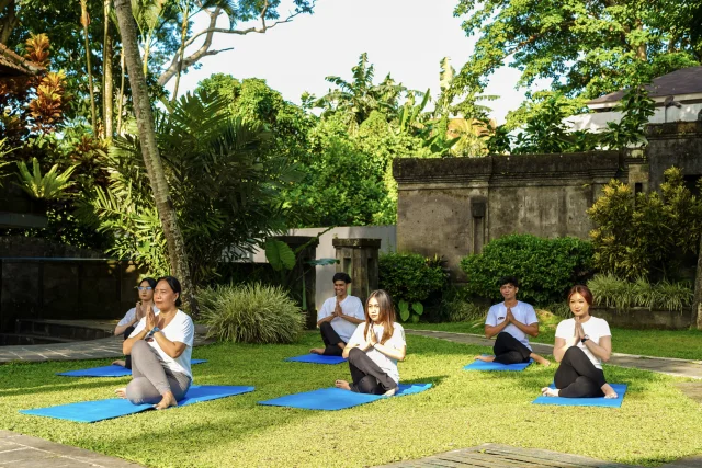 Yoga 4